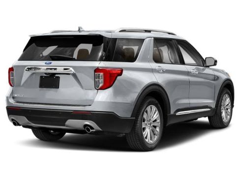 Used 2023 Ford Explorer Limited w/ Equipment Group 301A AWD/4WD image 2