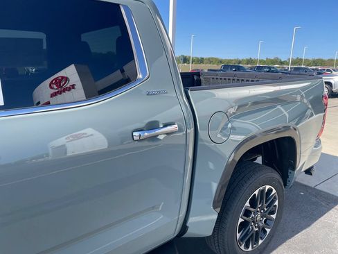 New 2026 Toyota Tundra Limited AWD/4WD image 5