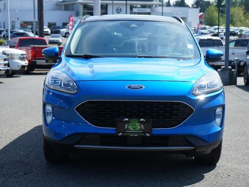 Used 2020 Ford Escape Titanium AWD/4WD image 8