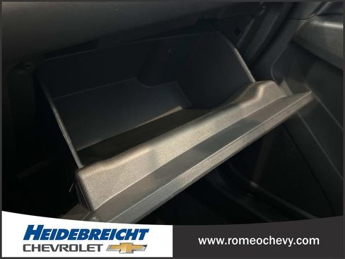 Used 2019 Chevrolet Equinox LT FWD image 26