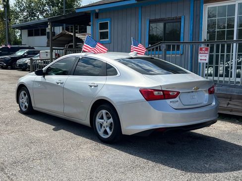 Used 2016 Chevrolet Malibu LS FWD image 8