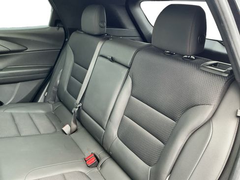 Used 2022 Chevrolet TrailBlazer RS w/ Sun and Liftgate Package AWD/4WD image 10
