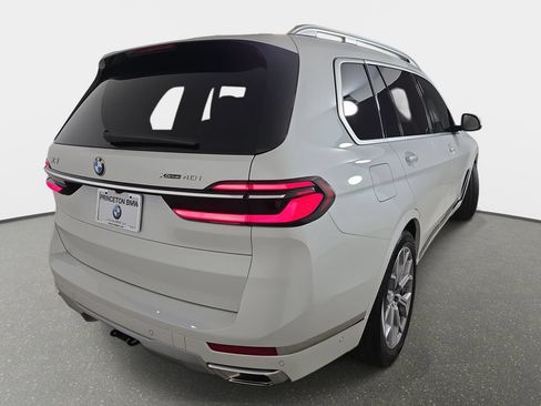 Used 2026 BMW X7 xDrive40i w/ Premium Package AWD/4WD image 40