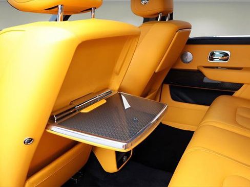 Certified 2023 Rolls-Royce Cullinan Black Badge image 17