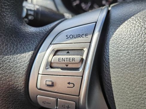 Used 2014 Nissan Altima 2.5 S w/ Sport Value Package image 15