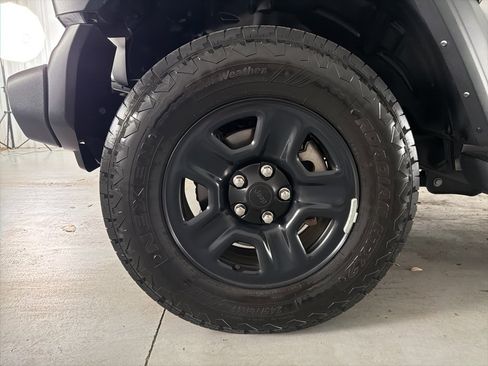 Used 2024 Jeep Wrangler Sport image 4