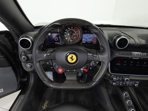 Used 2020 Ferrari Portofino RWD image 24