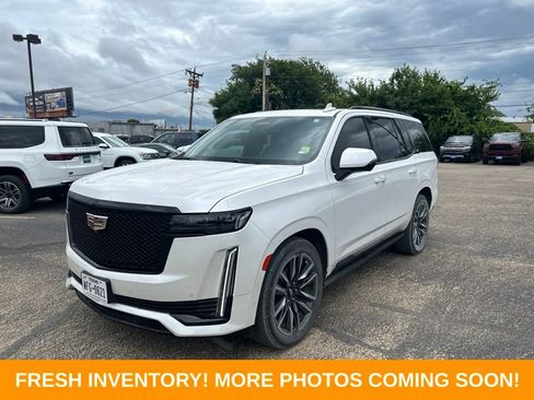 Used 2023 Cadillac Escalade Sport Platinum AWD/4WD image 7