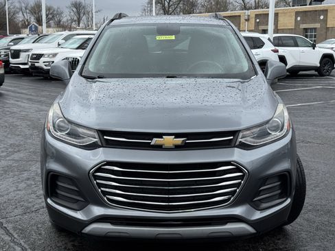Used 2019 Chevrolet Trax LT w/ LT Convenience Package image 18