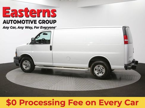 Used 2020 GMC Savana 2500 w/ Driver Convenience Package RWD image 57
