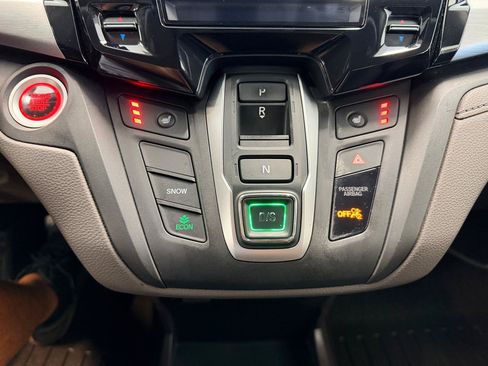 Used 2018 Honda Odyssey EX-L image 41