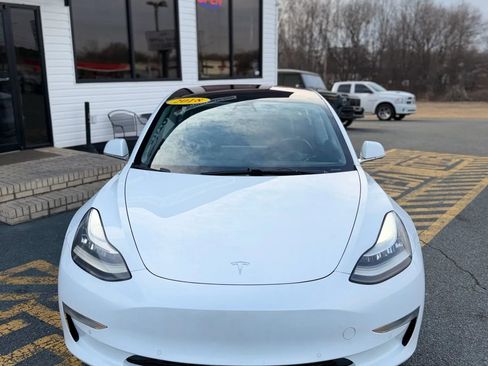 Used 2018 Tesla Model 3 Long Range image 2