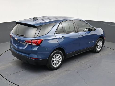 Used 2024 Chevrolet Equinox LS FWD image 16