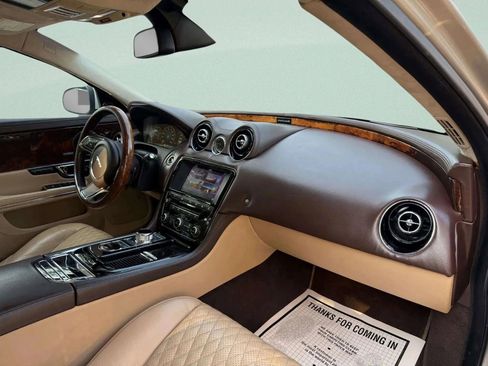 Used 2016 Jaguar XJ L Portfolio image 7