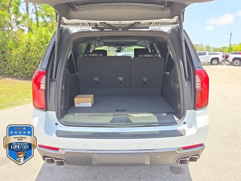 New 2026 GMC Yukon XL Denali Ultimate AWD/4WD image 5