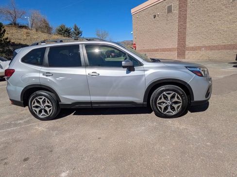 Used 2019 Subaru Forester Premium w/ Popular Package #1 image 4
