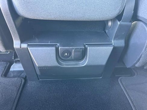 Used 2024 Ford F150 XLT AWD/4WD image 17