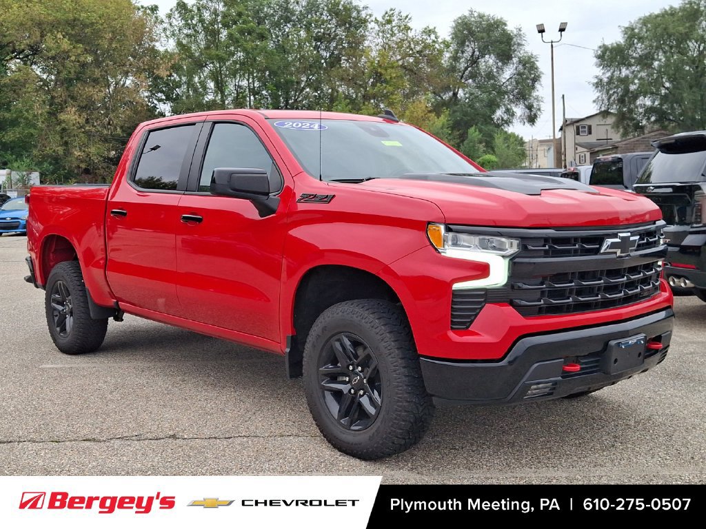 Certified 2024 Chevrolet Silverado 1500 LT Trail Boss w/ Convenience Package II AWD/4WD image 2