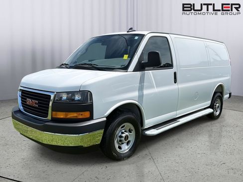 Used 2025 GMC Savana 2500 w/ Driver Convenience Package RWD image 1