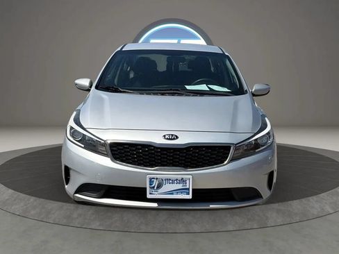 Used 2017 Kia Forte LX FWD image 18