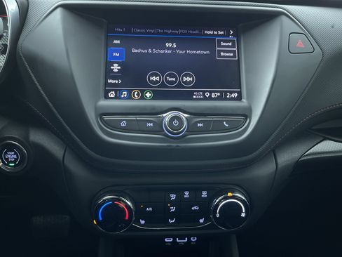 Used 2023 Chevrolet TrailBlazer RS FWD image 18
