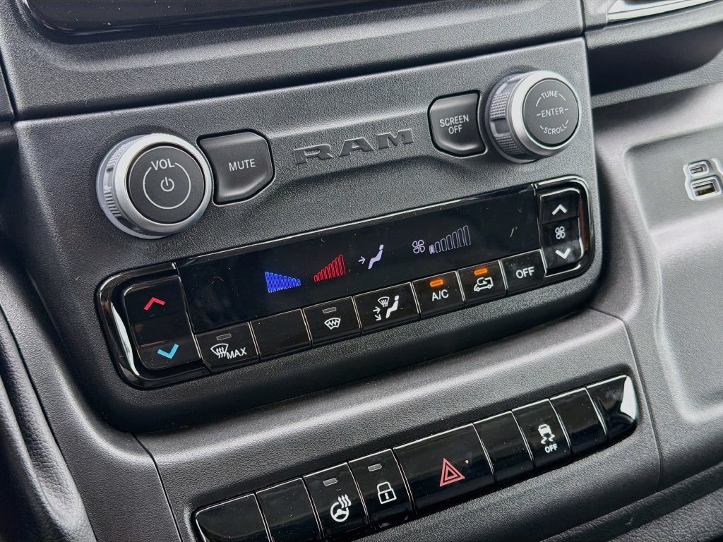 New 2026 RAM ProMaster 2500 w/ Cold Weather Group FWD image 21