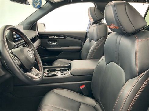 Certified 2023 Honda Pilot TrailSport image 20