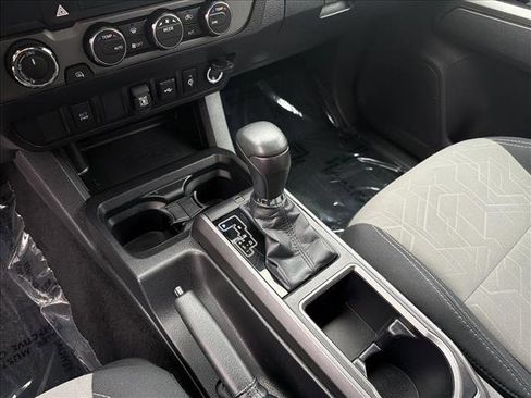 Certified 2022 Toyota Tacoma TRD Sport image 21
