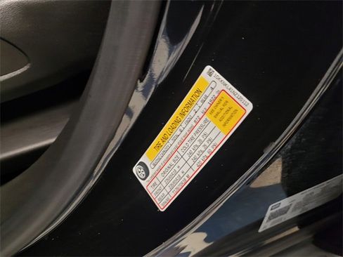 Used 2022 GMC Acadia SLE w/ Driver Convenience Package image 16