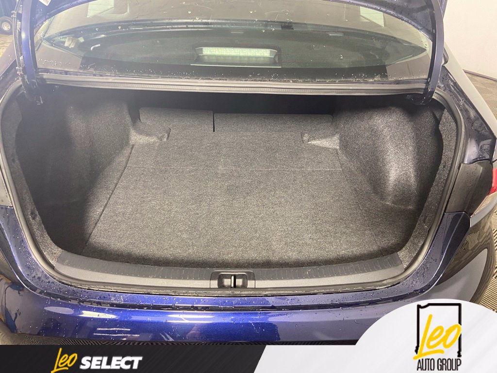 Used 2025 Toyota Corolla LE FWD image 21