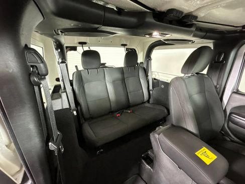 Used 2019 Jeep Wrangler Sport AWD/4WD image 16