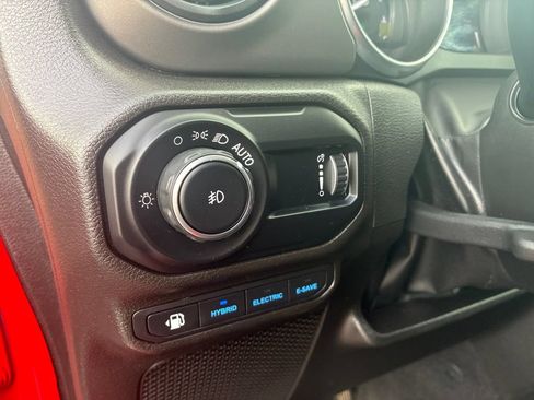 Used 2023 Jeep Wrangler Unlimited w/ Cold Weather Group AWD/4WD image 24