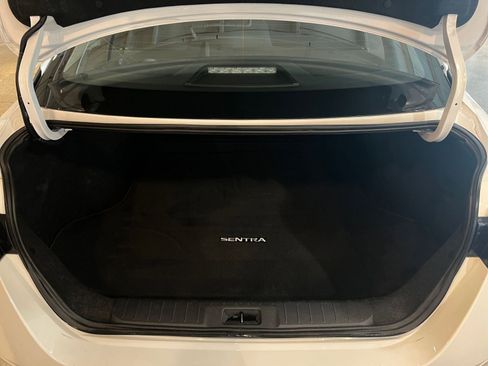 Used 2025 Nissan Sentra SV image 30