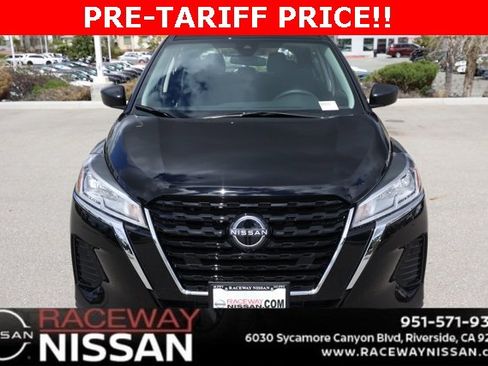 New 2025 Nissan Kicks Play S image 9