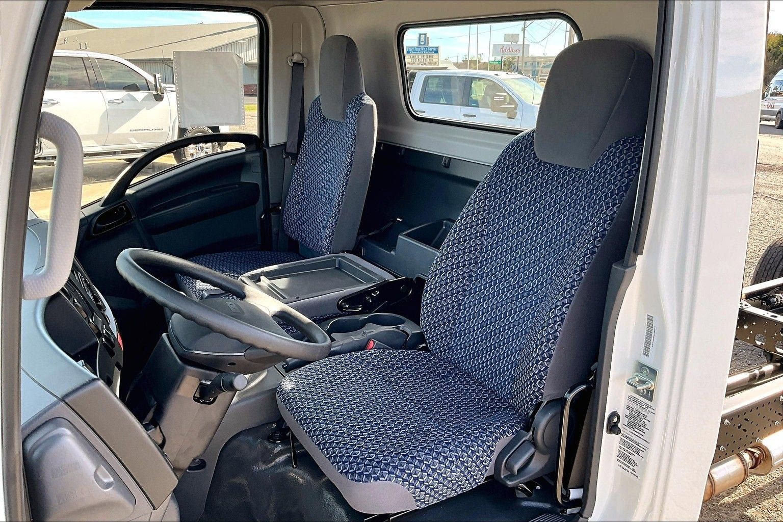 New 2025 Chevrolet Low Cab Forward RWD image 9