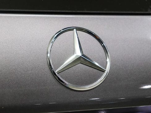 Used 2026 Mercedes-Benz GLB 250 image 13