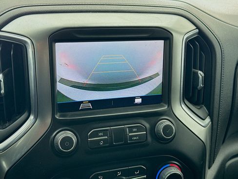 Used 2023 Chevrolet Silverado 2500 LT w/ Convenience Package image 10