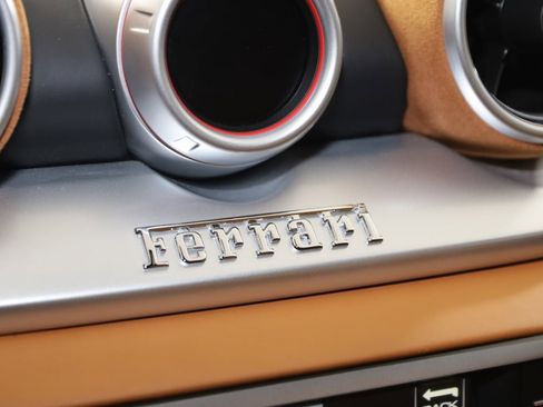 Used 2018 Ferrari California T image 56