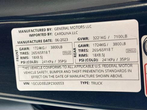 Used 2023 Chevrolet Silverado 1500 RST AWD/4WD image 36