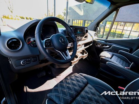 New 2024 Mercedes-Benz Sprinter 3500 image 11