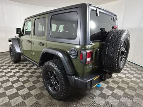 Used 2024 Jeep Wrangler Unlimited AWD/4WD image 4