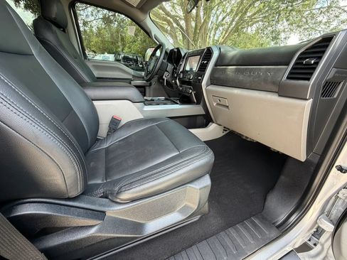 Used 2020 Ford F250 XLT w/ XLT Premium Package AWD/4WD image 30