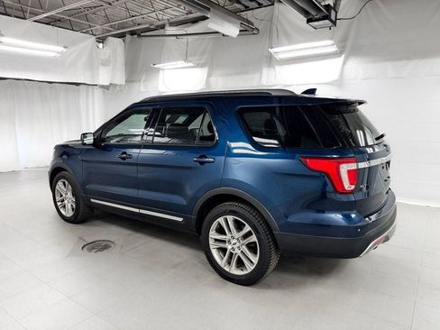 Used 2016 Ford Explorer XLT w/ Equipment Group 202A AWD/4WD image 3