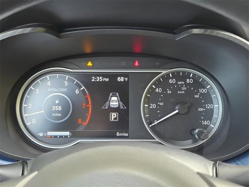 New 2025 Nissan Versa SV w/ Trunk Package image 20