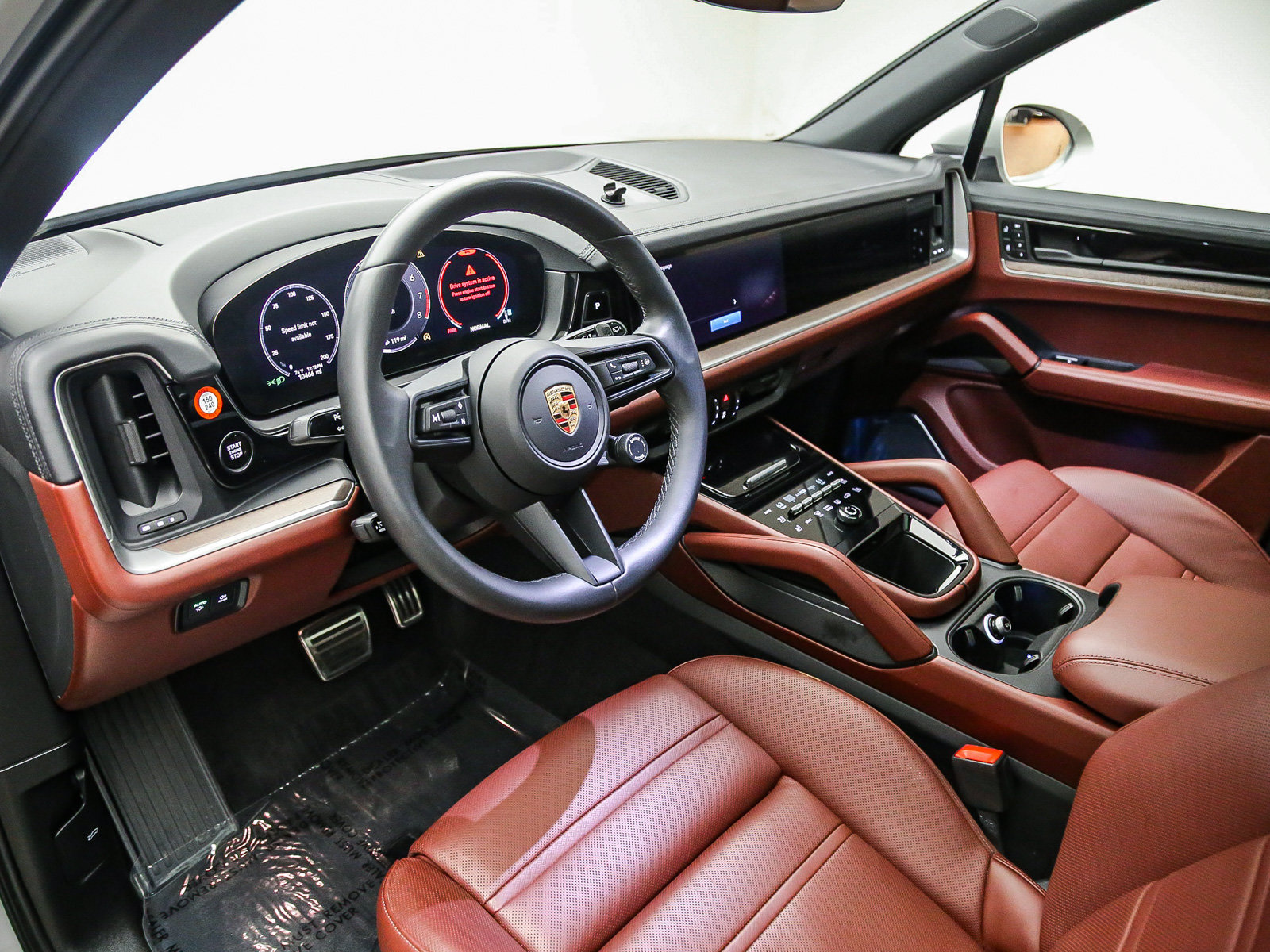 Certified 2024 Porsche Cayenne S AWD/4WD image 4