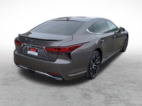 Used 2022 Lexus LS 500h AWD w/ Luxury Package image 8