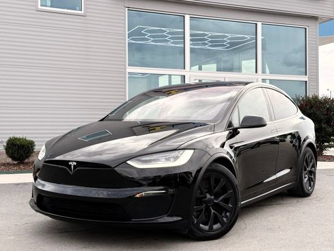 Used 2023 Tesla Model X AWD/4WD image 9