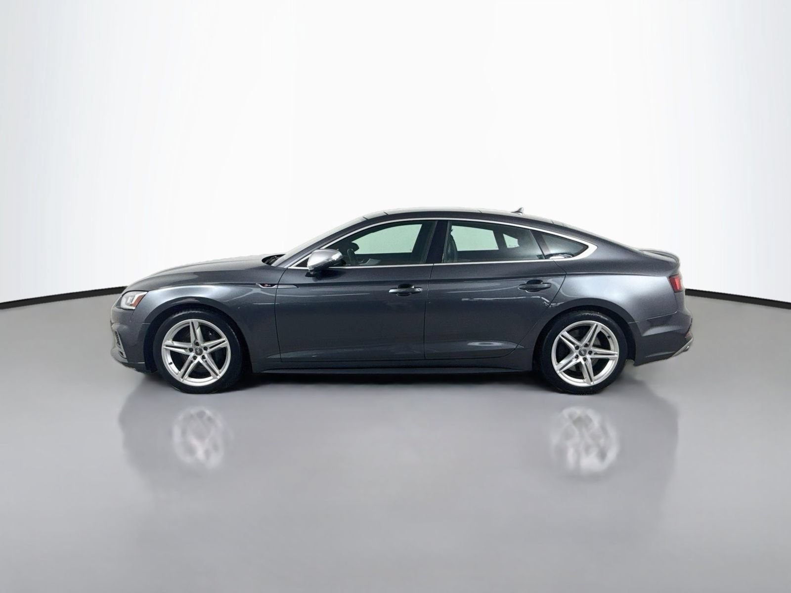 Used 2018 Audi S5 Premium Plus w/ Navigation Package AWD/4WD image 2