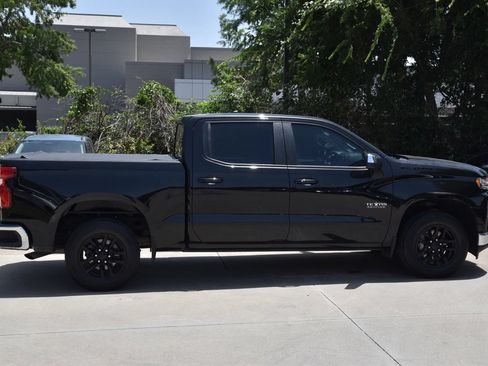 Used 2021 Chevrolet Silverado 1500 LT w/ LPO, Dark Essentials Package RWD image 6