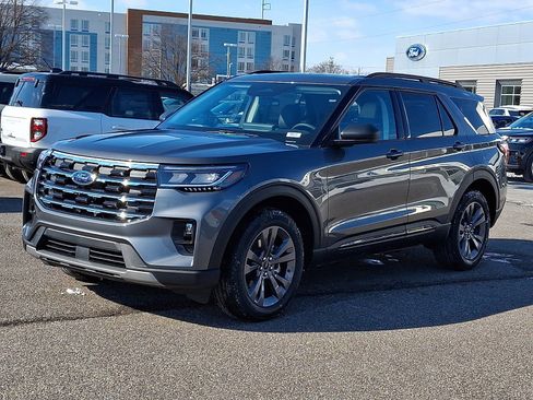 New 2026 Ford Explorer Active w/ Active Comfort Package image 10